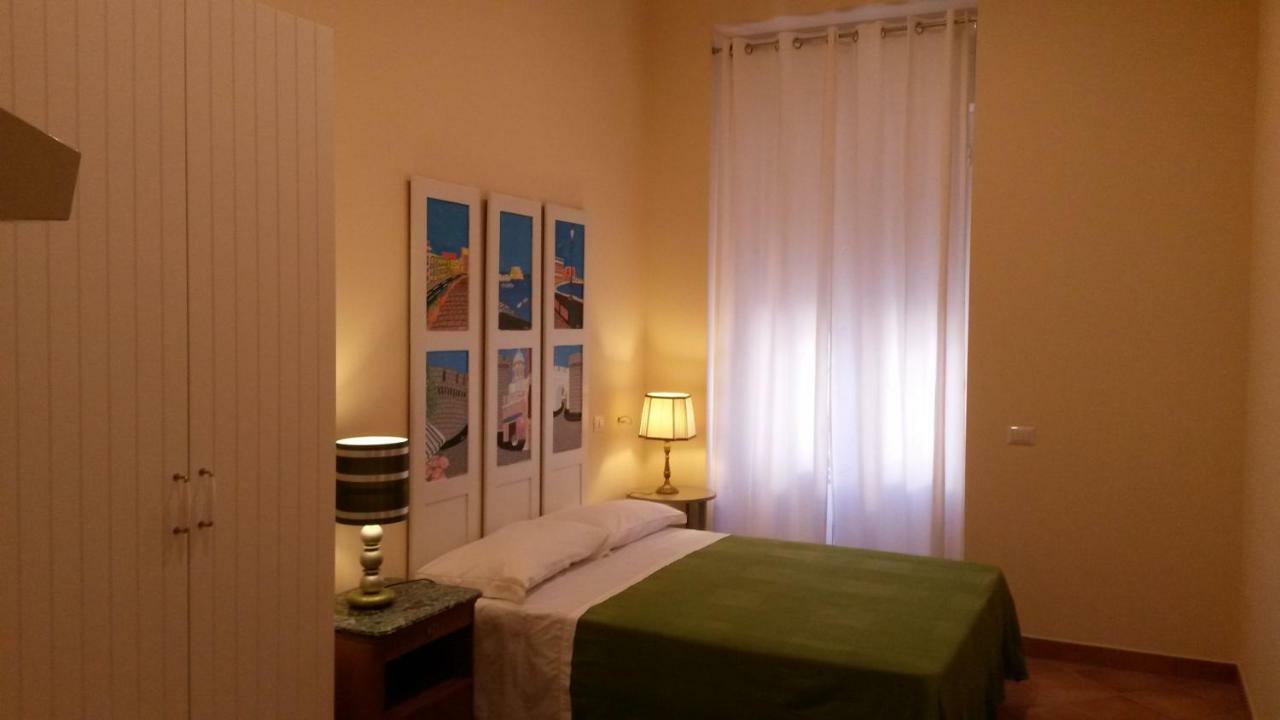 Le Stanze Di Angela Bed & Breakfast Наполи Екстериор снимка