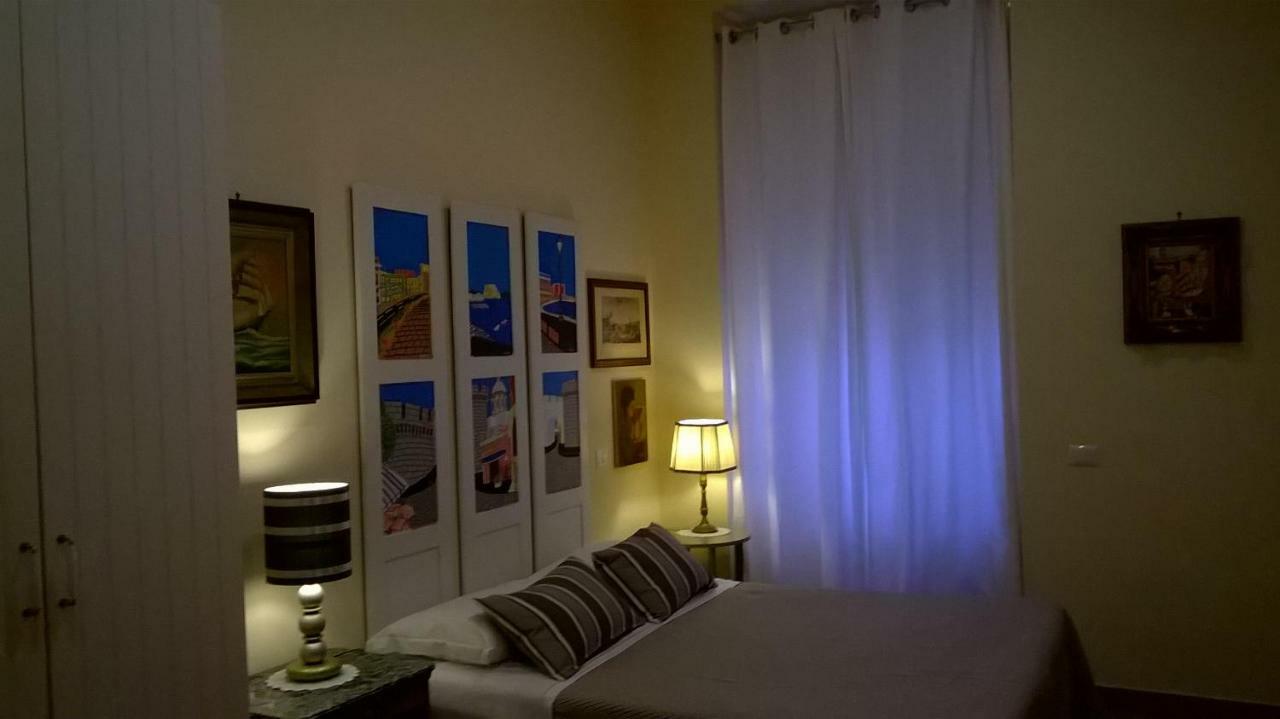 Le Stanze Di Angela Bed & Breakfast Наполи Екстериор снимка